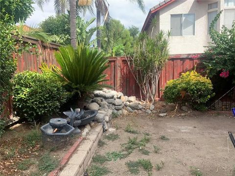 Photo of 7889 Saint Helena Court, Fontana, CA 92336 (MLS # TR26020562) Photo of 7889 Saint Helena Court, Fontana, CA 92336 (MLS # TR26020562)