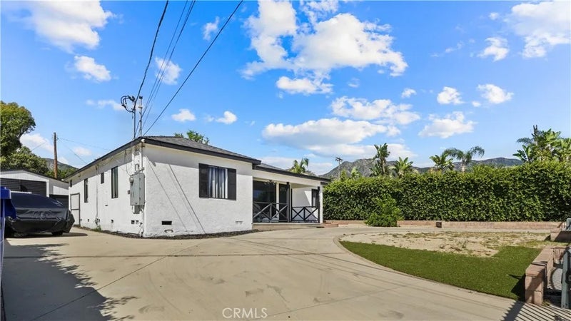 7815 Fenwick