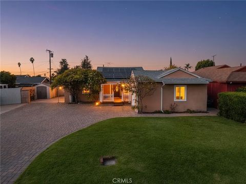 Photo of 7719 Lynalan Avenue, Whittier, CA 90606 (MLS # PW25274094)