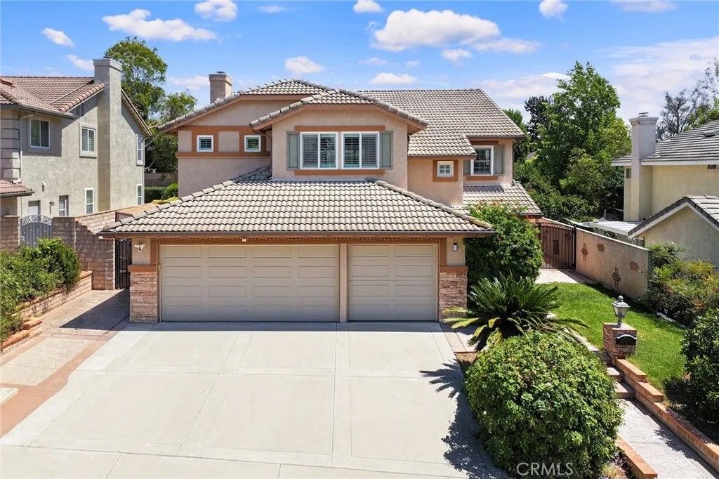 Photo of 15345 Georgetown Ln, Chino Hills, CA 91709 (MLS # WS25265091)