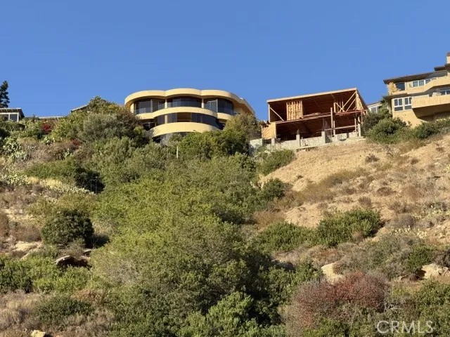 664 Mystic View