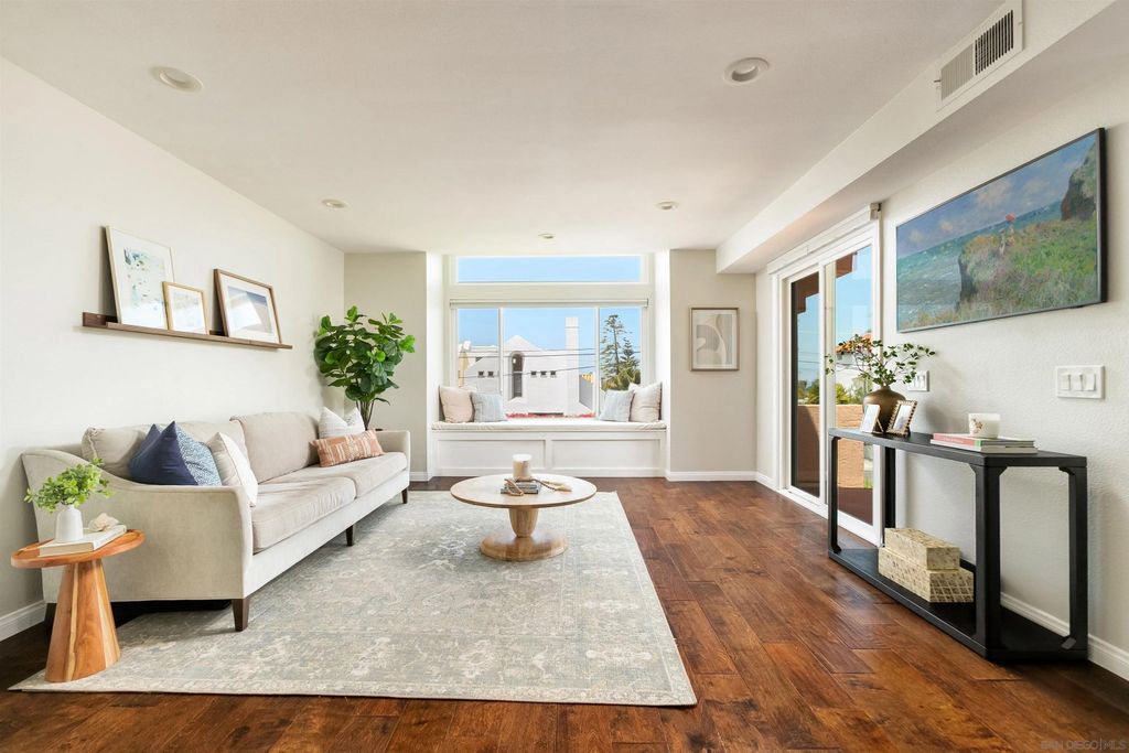 Photo of 6721 Draper AVE, La Jolla, CA 92037 (MLS # 260012068)