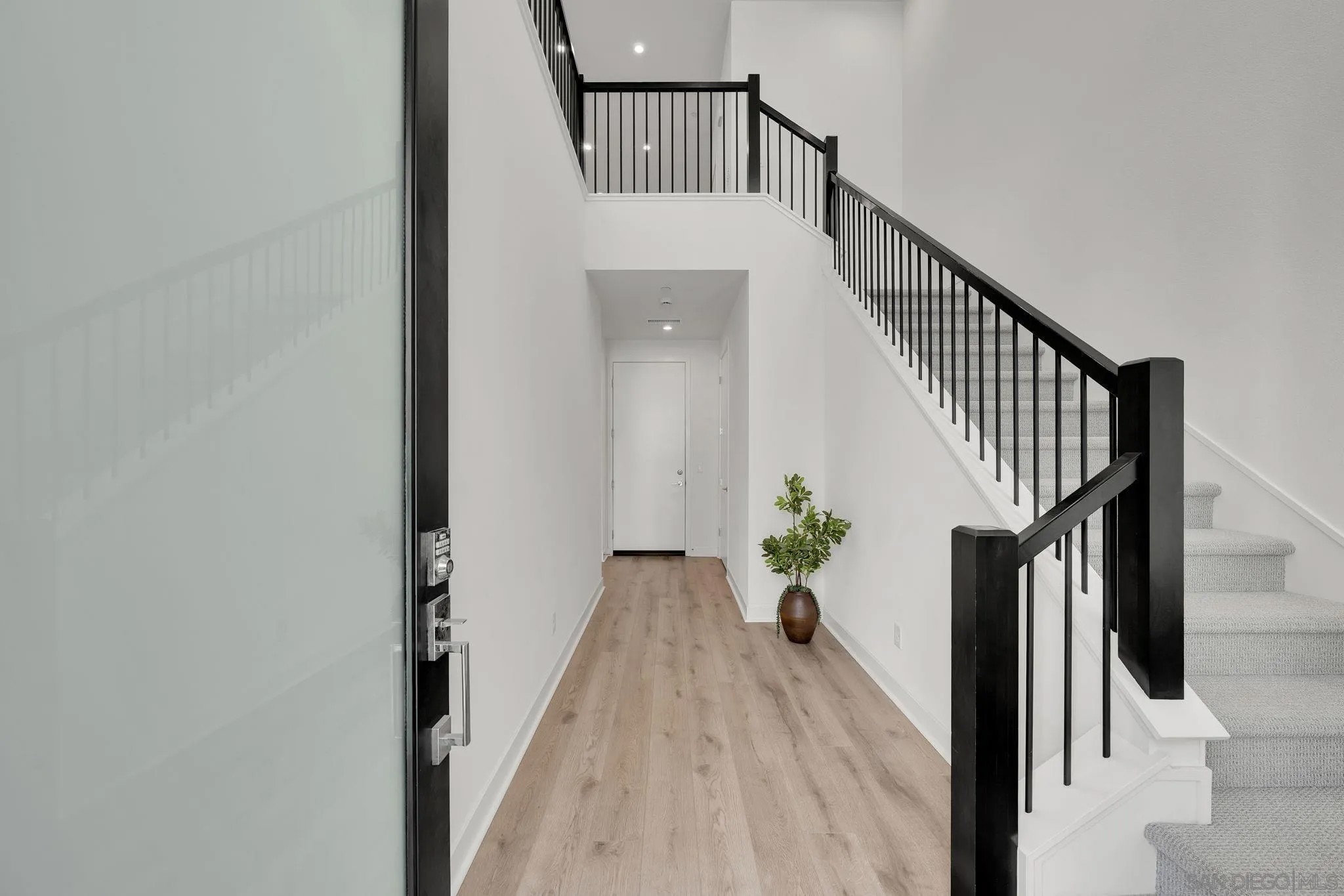 2639 Everly