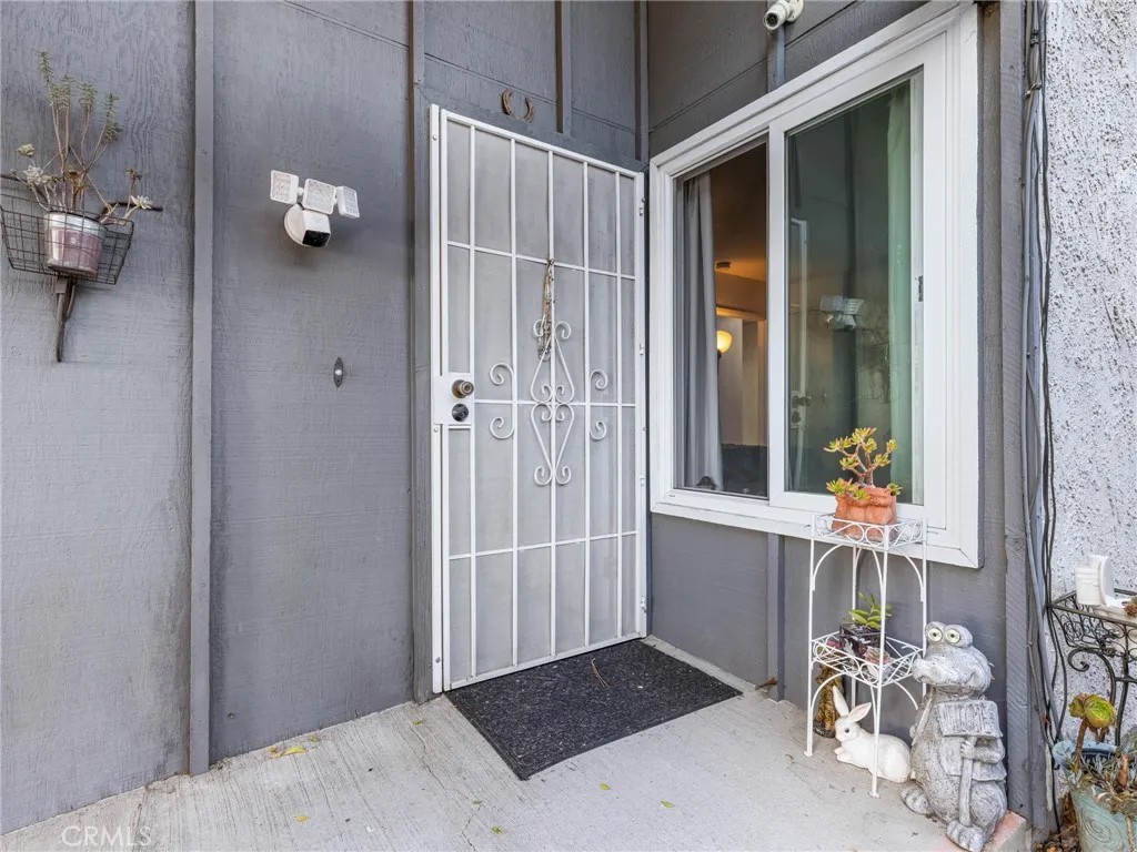 2216 Sequoia