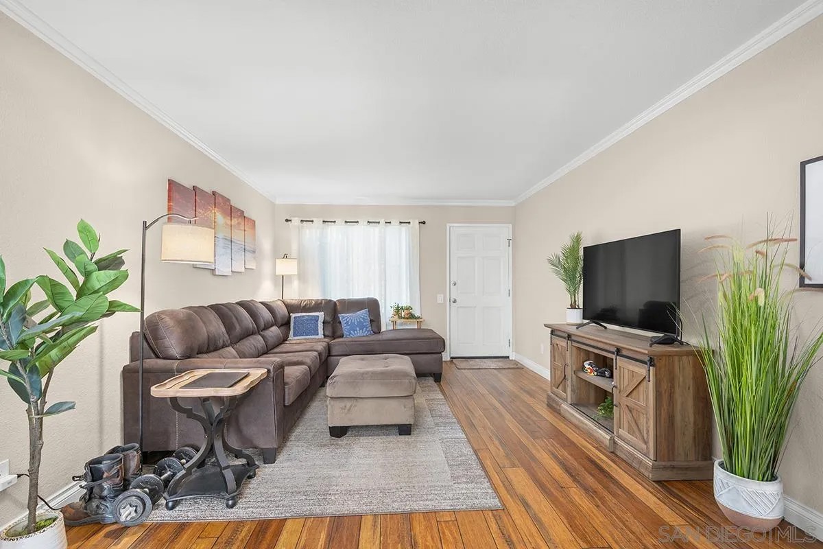 8777 Wahl St.