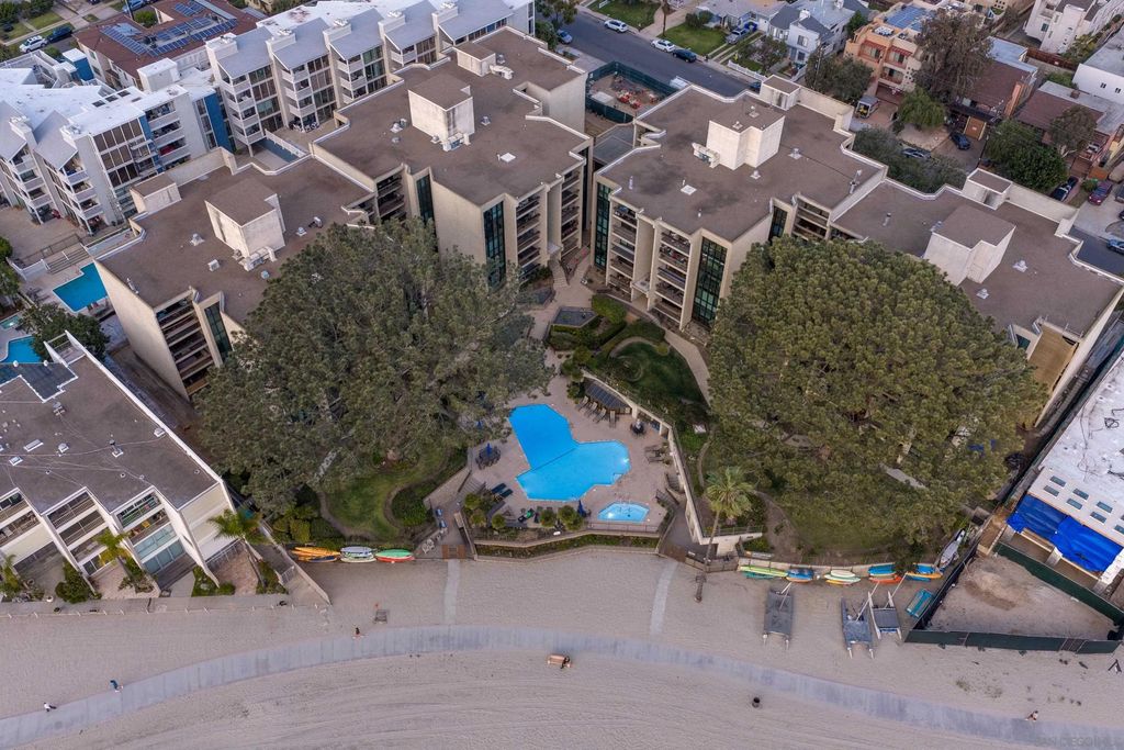 Photo of 3940 Gresham St #251, San Diego, CA 92109 (MLS # 260003144)