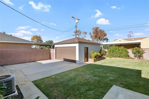 Tiny photo for 14427 Reis St, Whittier, CA 90604 (MLS # PW25270142)