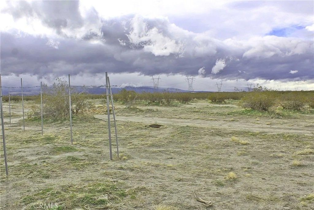 Photo of 11 Holly, Phelan, CA 92371 (MLS # HD25281867)