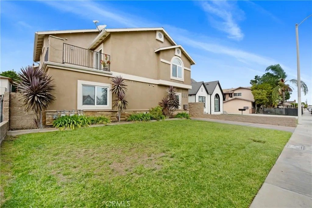 Photo of 6117 Alamo, Maywood, CA 90270 (MLS # OC25242377)