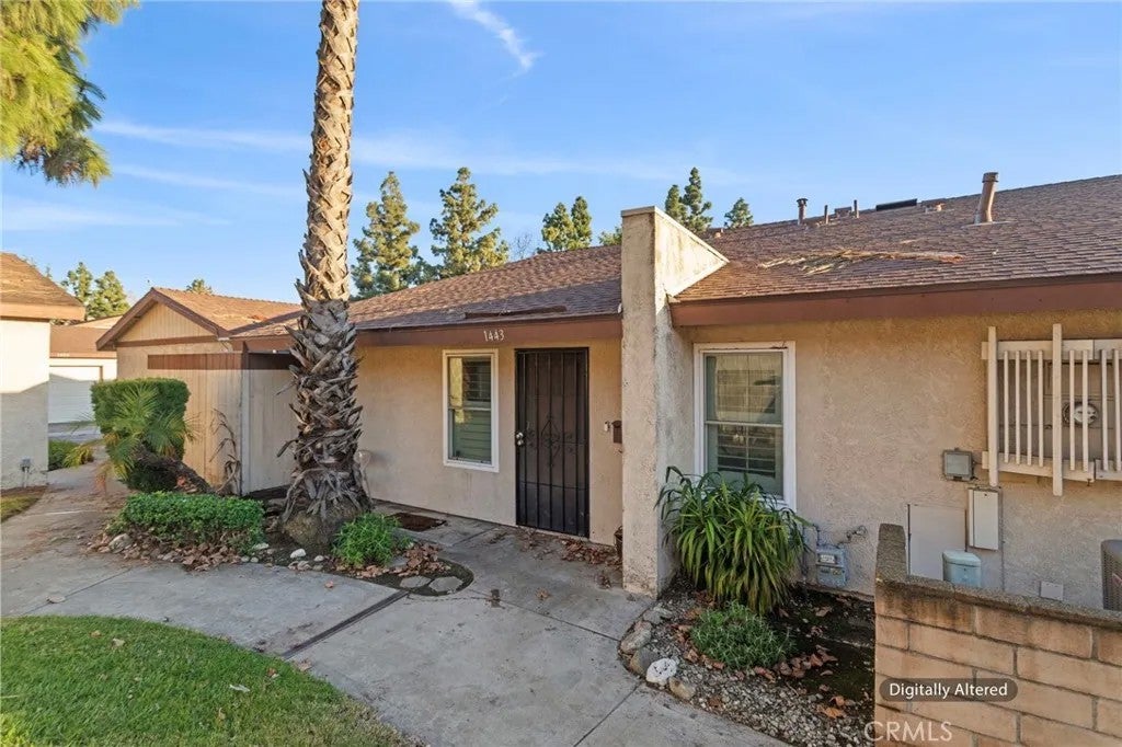1443 Fredericks