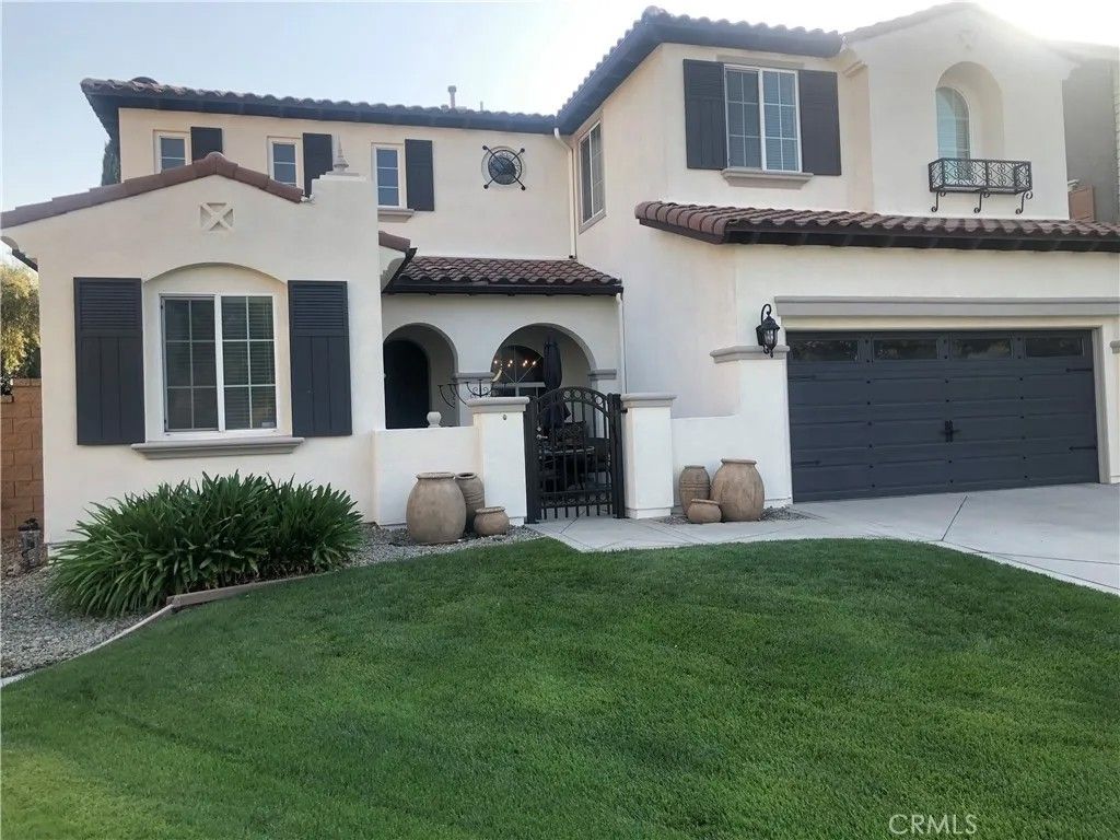 Photo of 15519 Syracuse Ln, Fontana, CA 92336 (MLS # CV26026057)