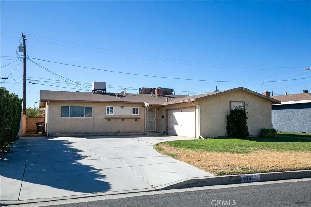 Photo of 828 W Avenue J14, Lancaster, CA 93534 (MLS # IG26023610)