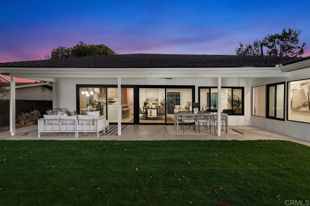 Photo of 5877 Soledad Mountain Road, La Jolla, CA 92037 (MLS # NDP2609484)