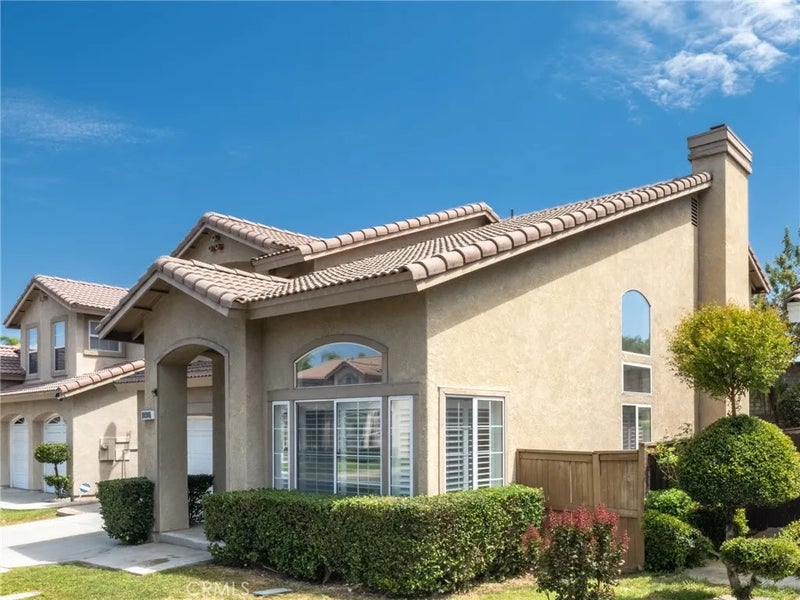 2921 Rolling Village Dr