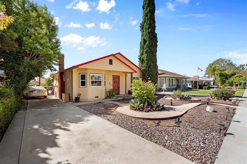 829 W Berkeley Court
