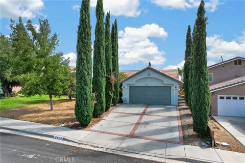 Photo of 2816 Owens WAY, Rosamond, CA 93560 (MLS # SR26196551)