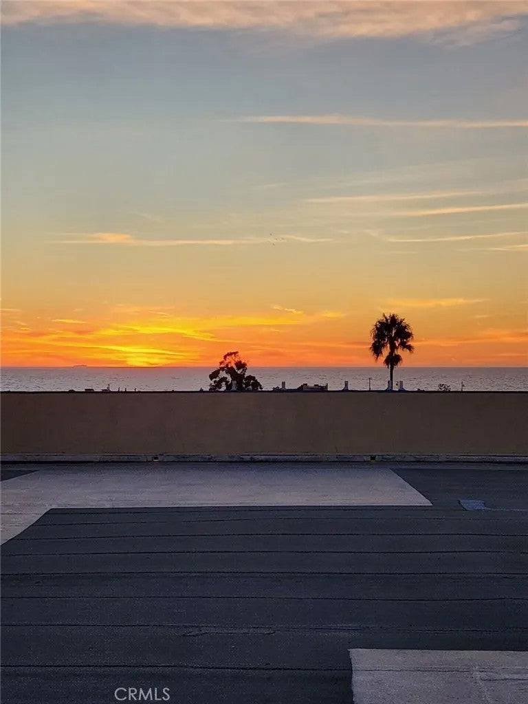 1707 Pacific Coast 507