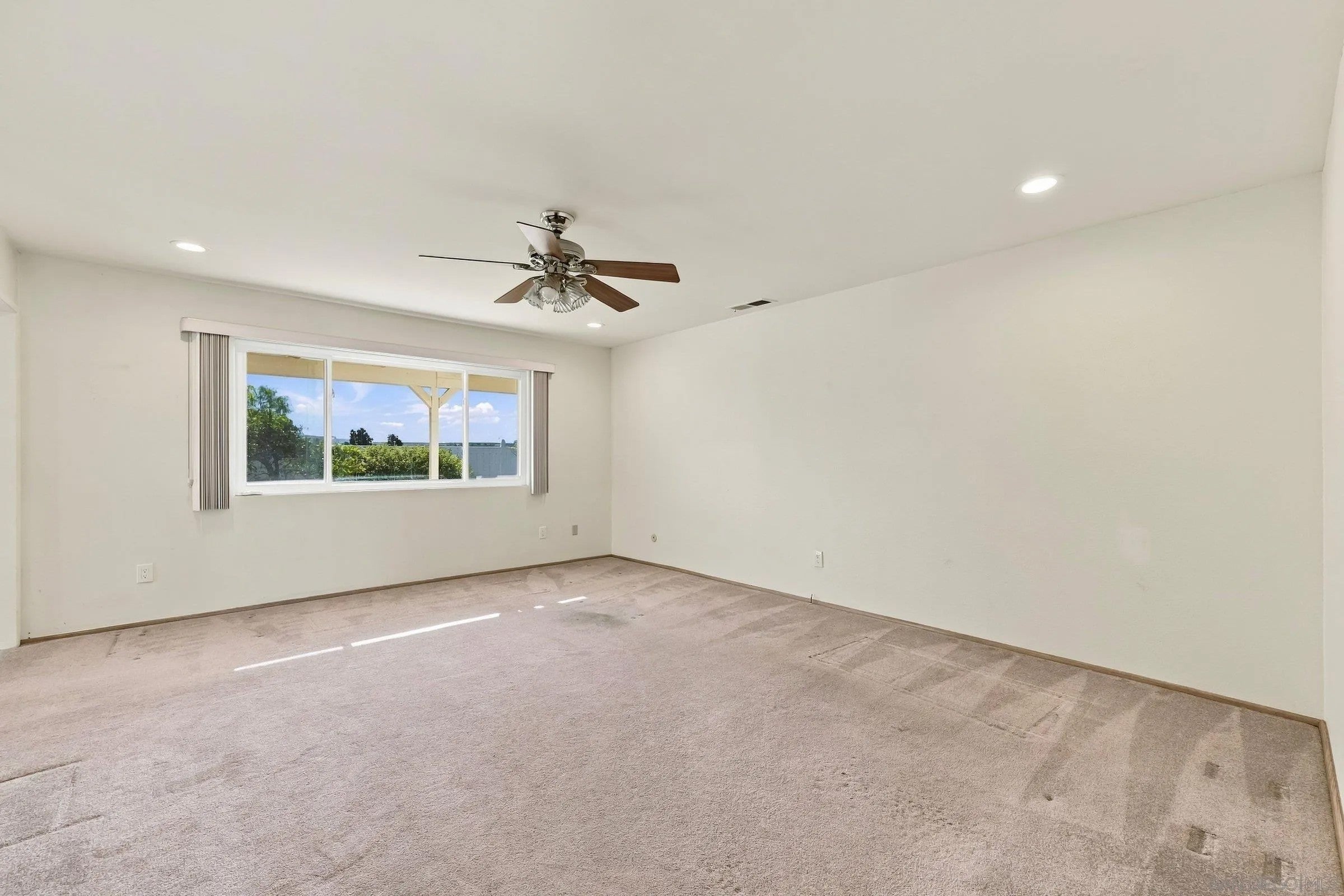 931 Eton Ct
