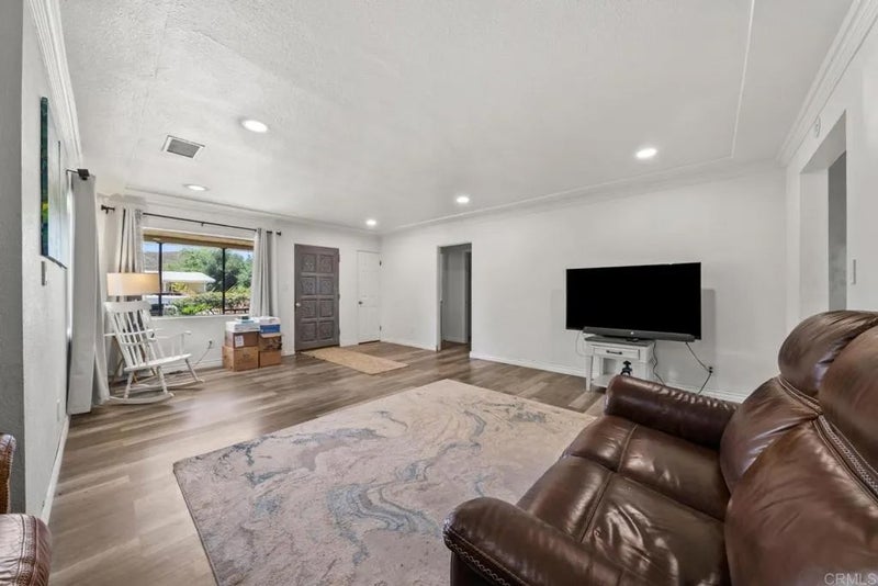 13256 Lindo Lane