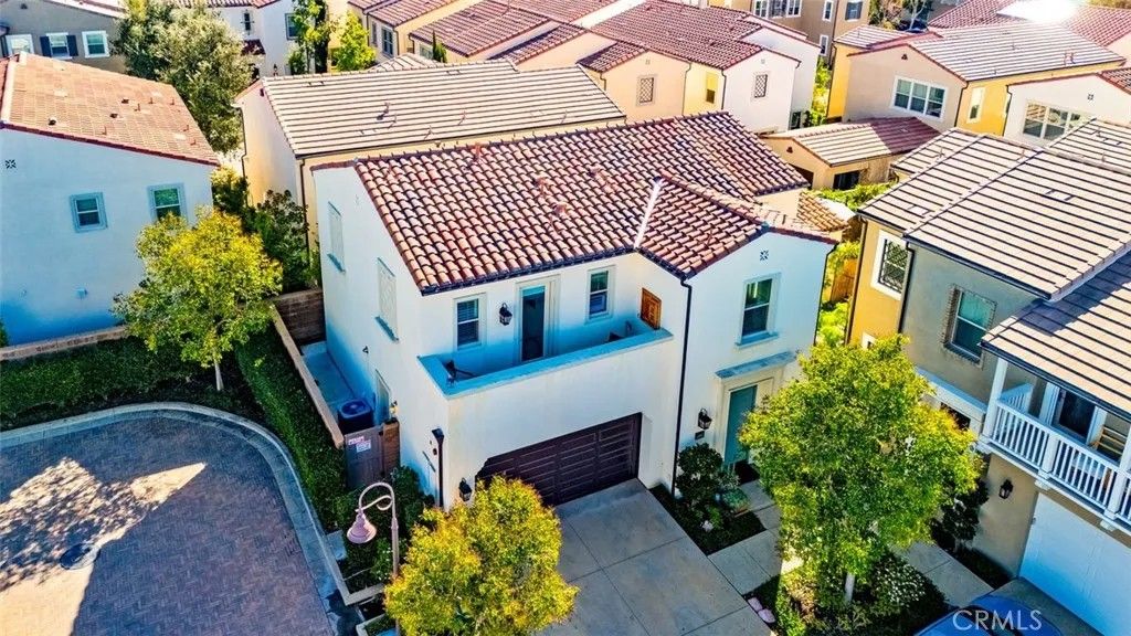 Photo of 126 Brambles, Irvine, CA 92618 (MLS # OC25254526)