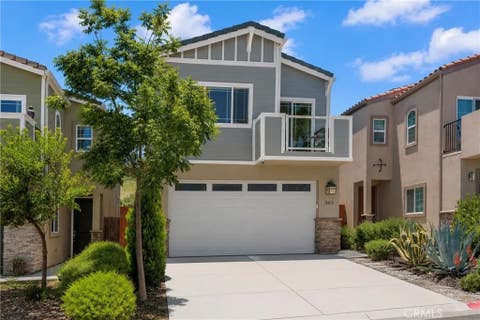 Photo of 363 Calle De Pueblo, Templeton, CA 93465 (MLS # SC26135052)