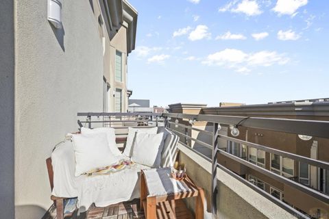 Tiny photo for 1465 C St #3617, San Diego, CA 92101 (MLS # 250038836)