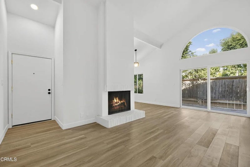 22330 Victory Boulevard 604