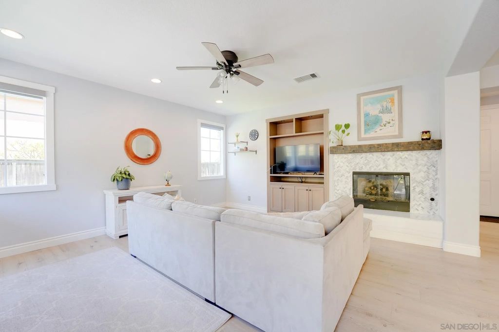 Photo of 548 Via Del Caballo, San Marcos, CA 92078 (MLS # 260011592)