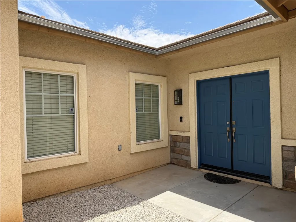 13532 Boulder Lane
