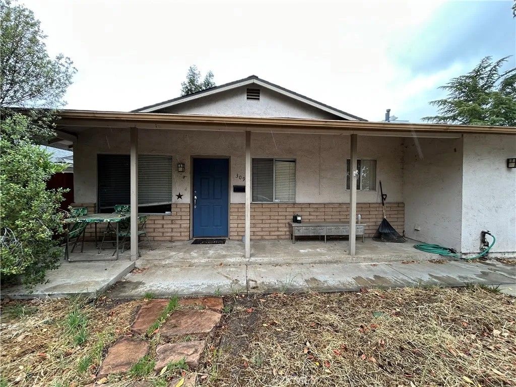 Photo of 309 Camino Lobo, Paso Robles, CA 93446 (MLS # SC26116227)