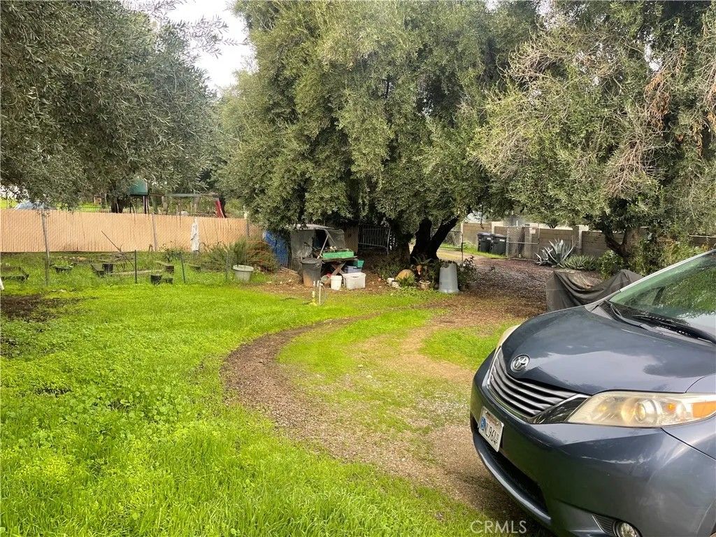 Photo of 32290 Bilton Way, Wildomar, CA 92595 (MLS # SW26005628)