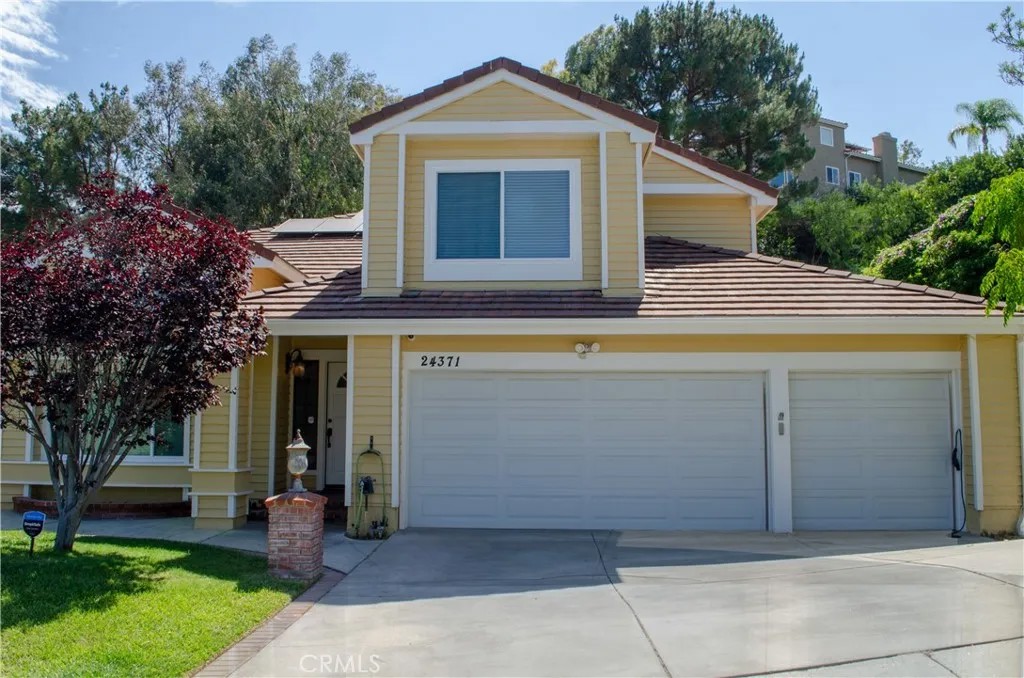 24371 Crestview Drive