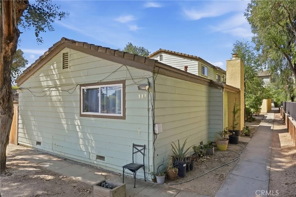 111 Oak