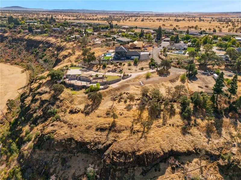 0 Rim Rock