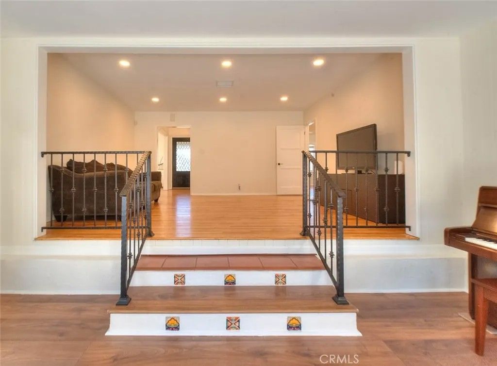 Photo of 4746 Obispo Avenue, Lakewood, CA 90712 (MLS # DW26050213)