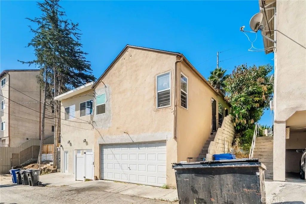Photo of 3752 Sawtelle Blvd, Los Angeles, CA 90066 (MLS # SB26014171)