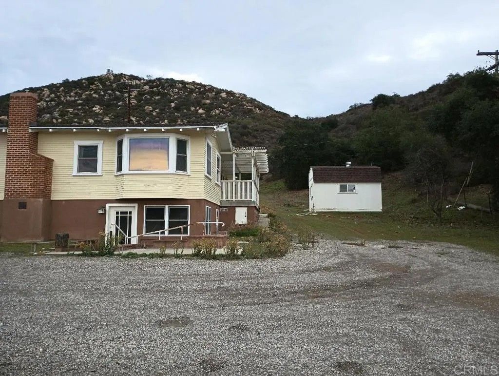 Photo of 3161 Shue Place, Escondido, CA 92027 (MLS # NDP2510919)