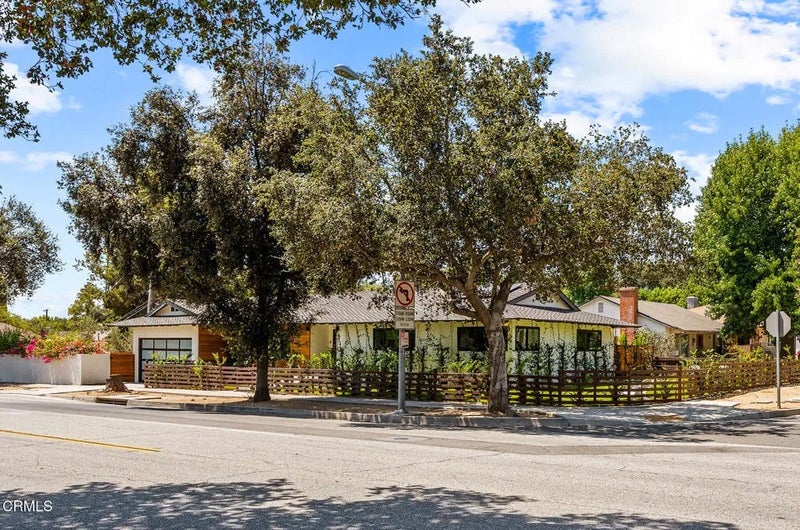 1201 N Altadena Drive