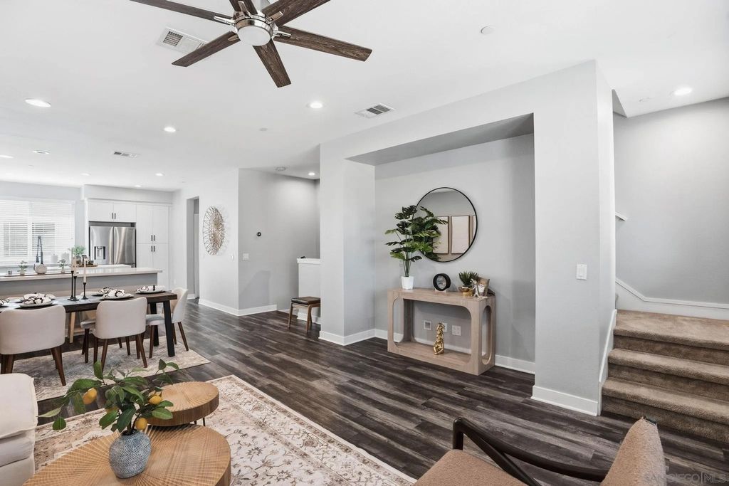Photo of 719 Seaside St, Chula Vista, CA 91910 (MLS # 250042011)