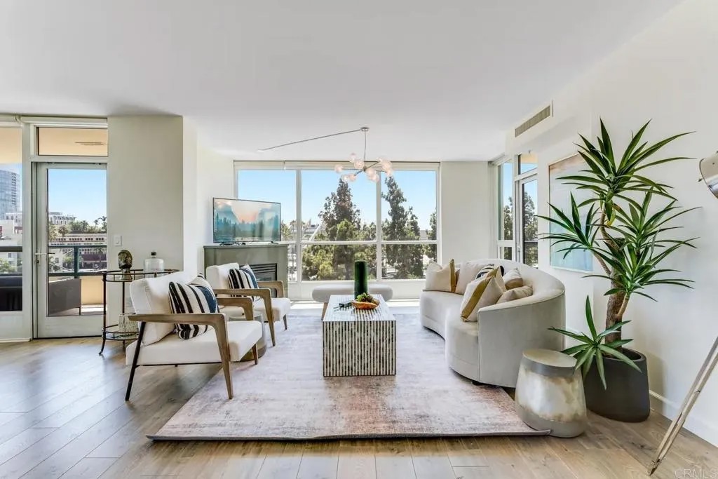 510 1st Ave 402