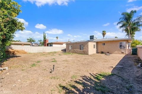Tiny photo for 538 N Oakdale Ave, Rialto, CA 92376 (MLS # IG25252921)