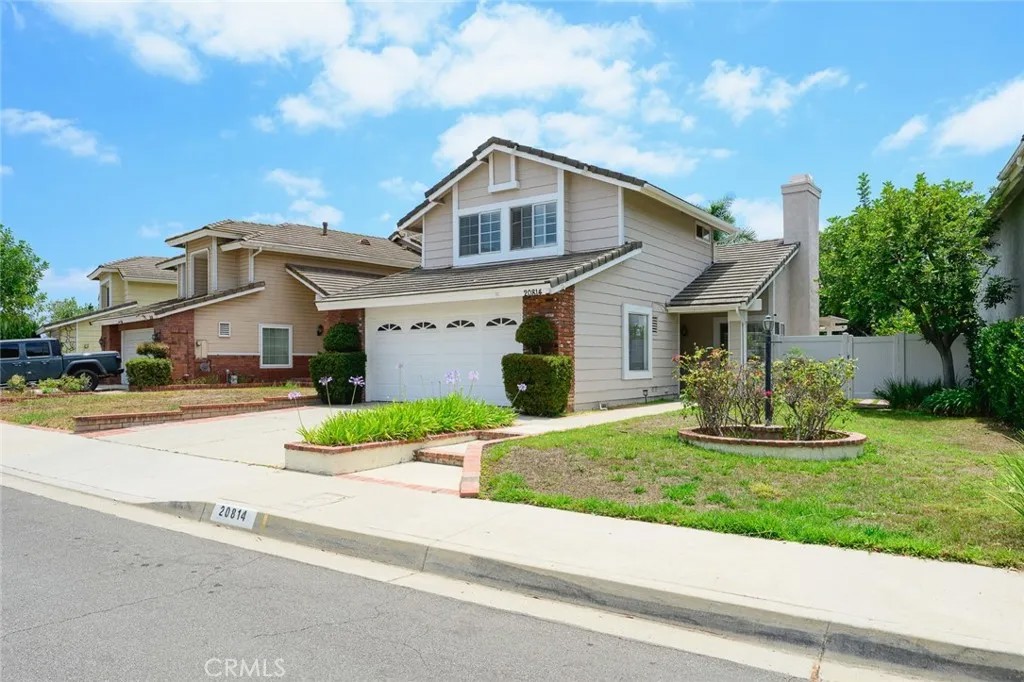 20814 E Boulder