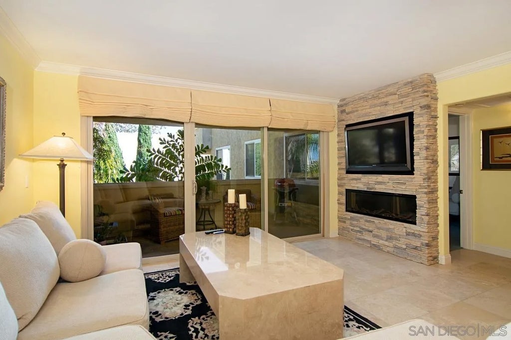 Photo of 7635 Eads #307, La Jolla, CA 92037 (MLS # 260018881)