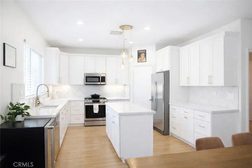 Photo of 4689 Brookmore Court, Riverside, CA 92505 (MLS # IV26057429)