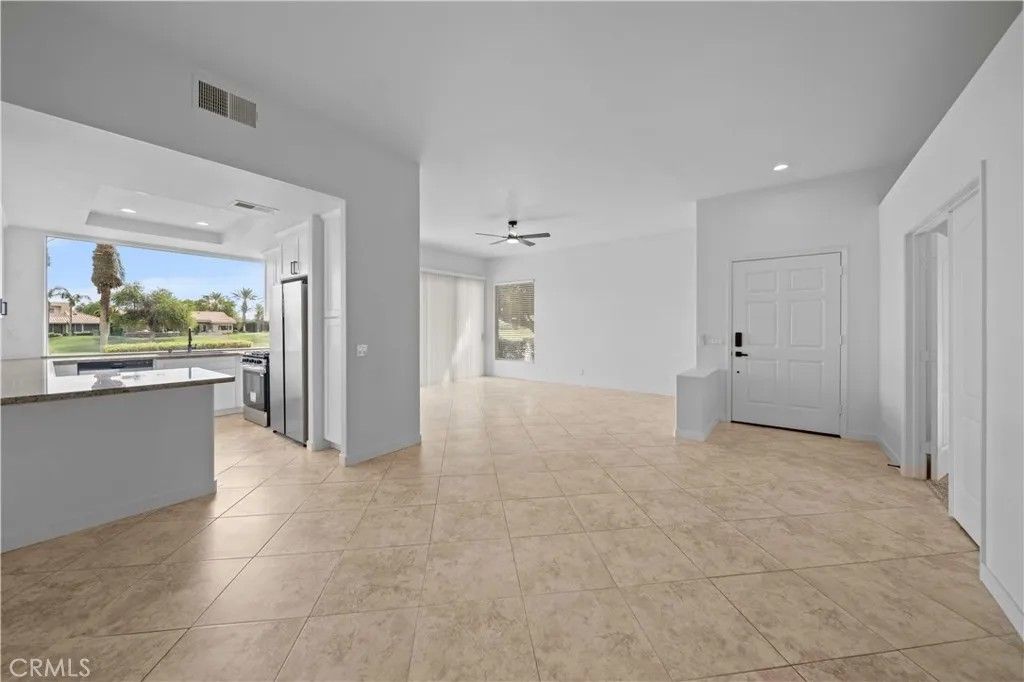 Photo of 22 Oak Tree Dr, Rancho Mirage, CA 92270 (MLS # SR25266006)