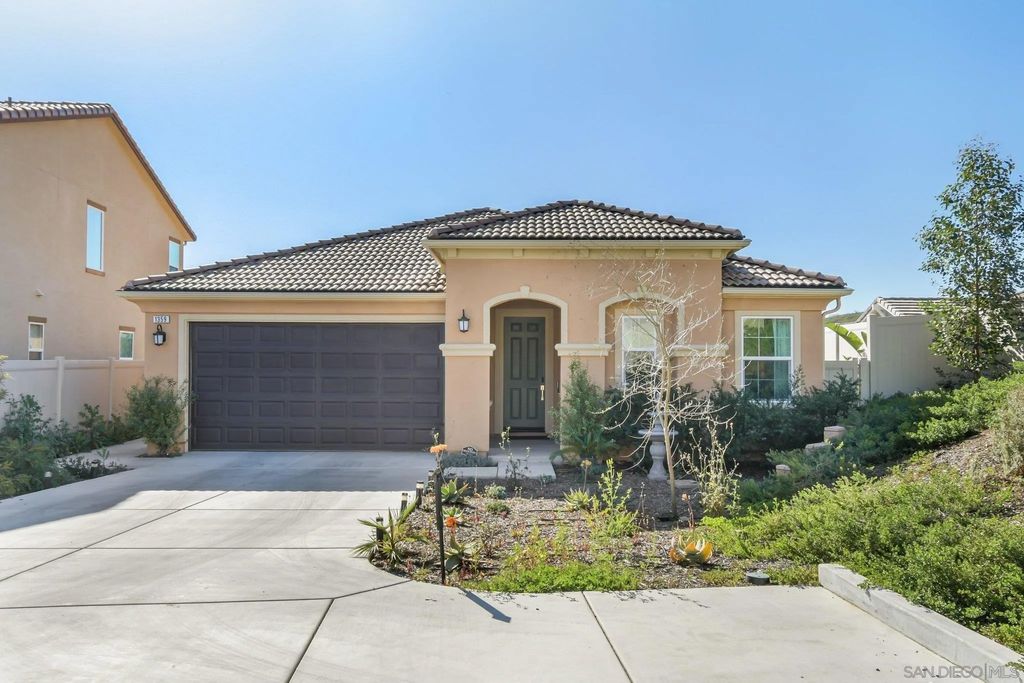 Photo of 1359 Chaparral Dr, San Marcos, CA 92069 (MLS # 260002347)