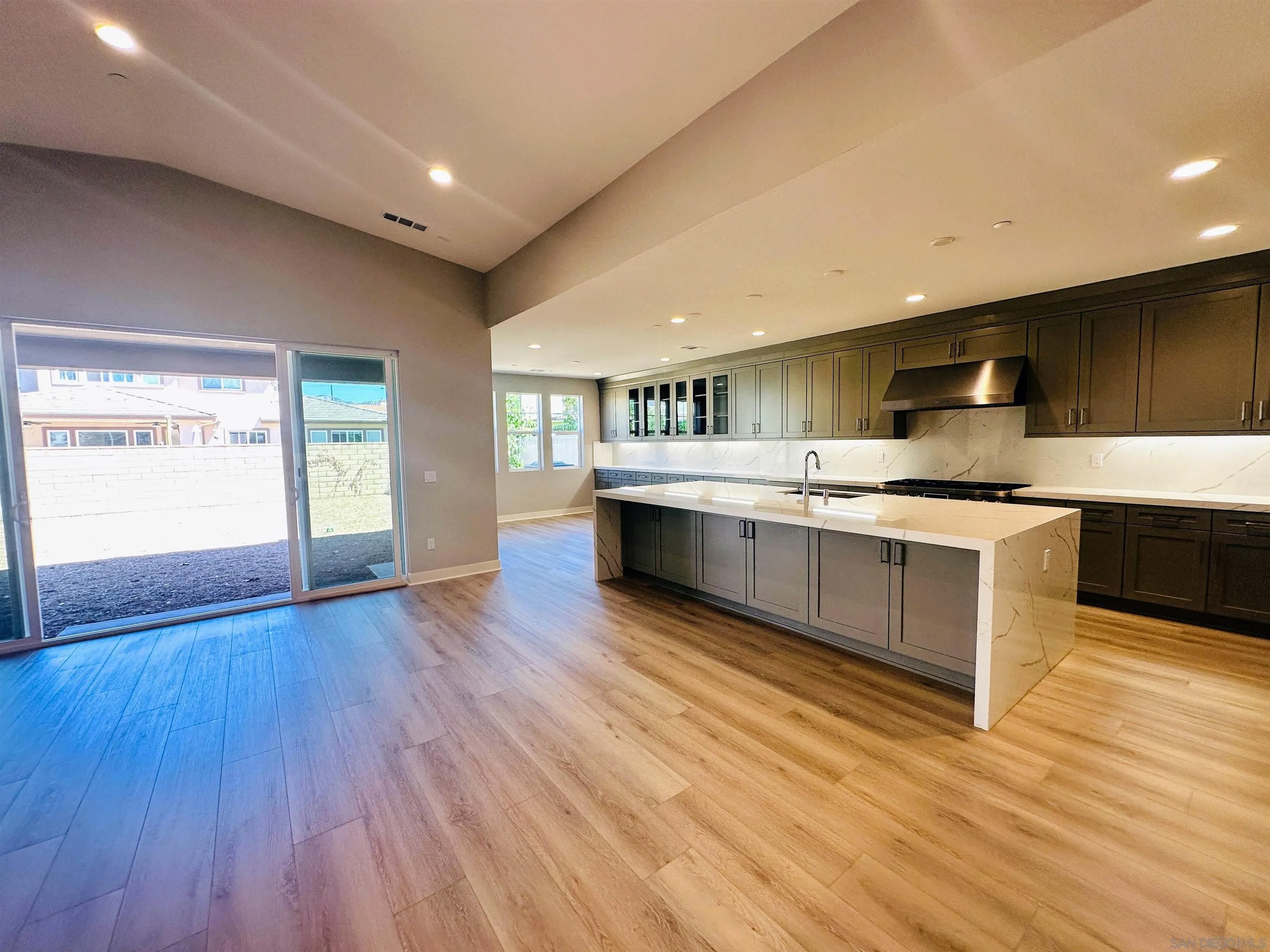 13765 Holly Oak Way