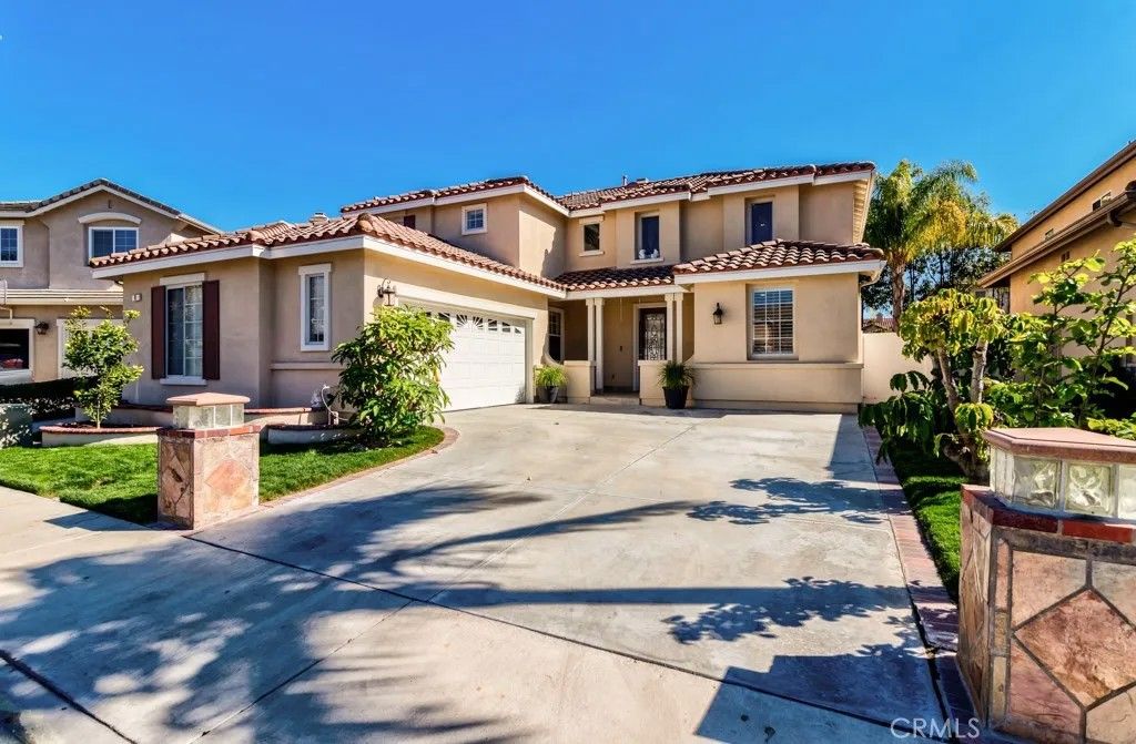 Photo of 8 Zinnia, Irvine, CA 92618 (MLS # OC26079629)