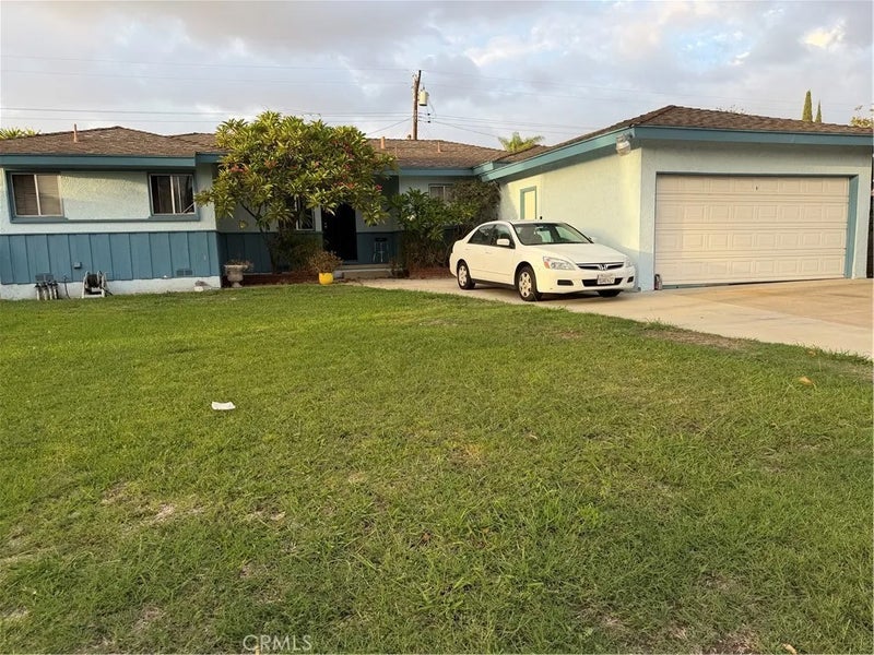 12201 Bluebell Ave