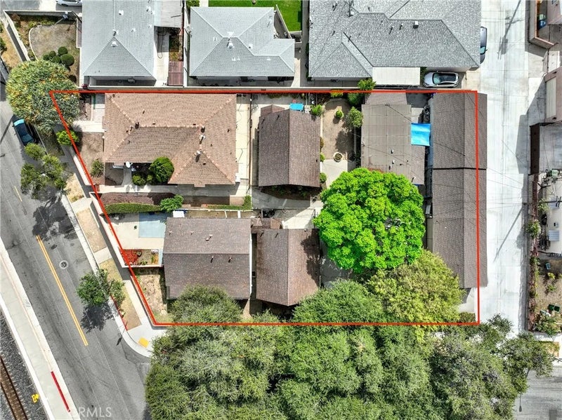 1006 S. Campbell Ave